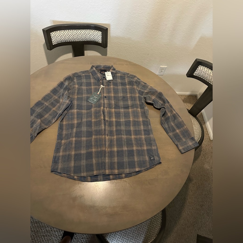 Weatherproof Men's Blue and Brown Plaid Button-Down Shirt